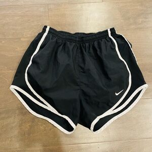 Black Nike shorts